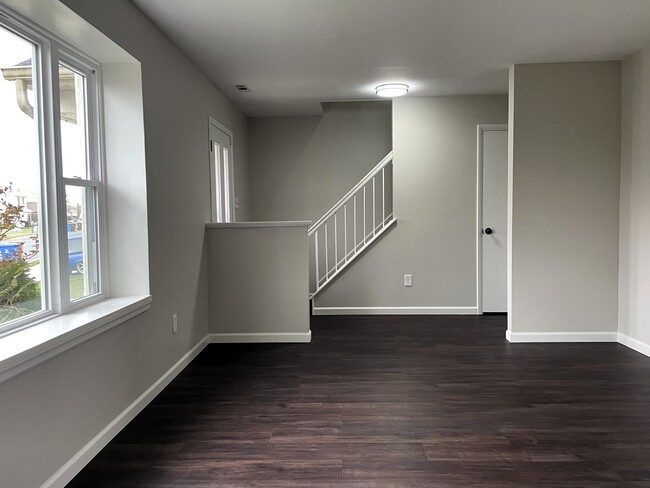111 Heidi Ln in Swedesboro, NJ - Building Photo - Building Photo