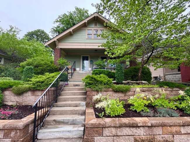 property at 4615 Fairmount Ave