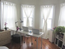 9 Medford, Unit 1 in Medford, MA - Building Photo