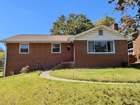 9204 Davidson St in College Park, MD - Building Photo