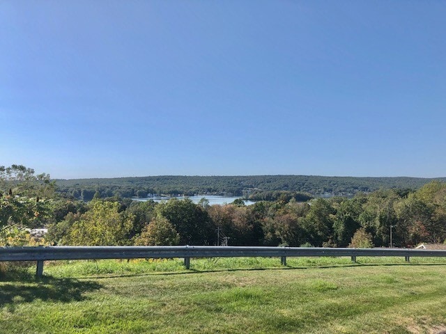 812 Lake Vista Dr, Unit 812 in East Hampton, CT - Foto de edificio - Building Photo