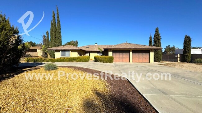 18642 Orange St in Hesperia, CA - Building Photo - Building Photo