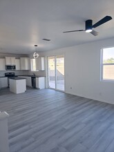 5809 S 35th Pl in Phoenix, AZ - Foto de edificio - Building Photo