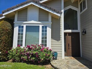 3017 Klamath Ave in Simi Valley, CA - Building Photo - Building Photo