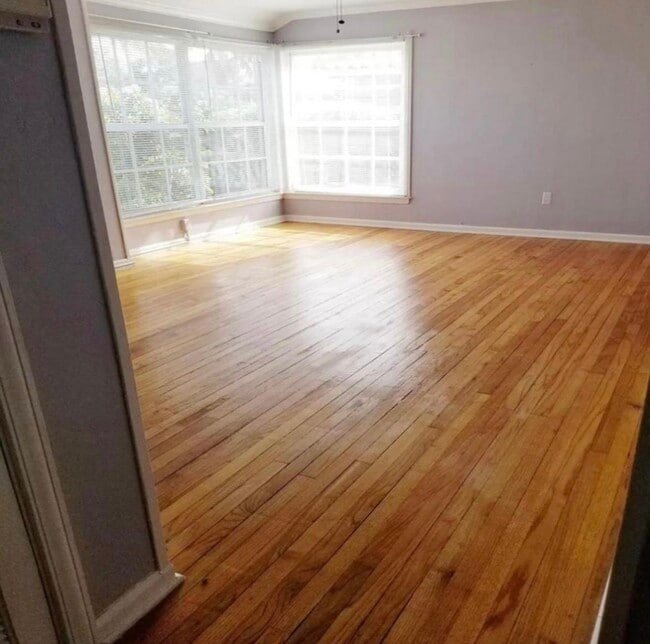 6437 SW 39th Ter in Miami, FL - Building Photo - Building Photo