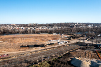 Lennar at River Pointe in Bridgeport, PA - Building Photo - Building Photo