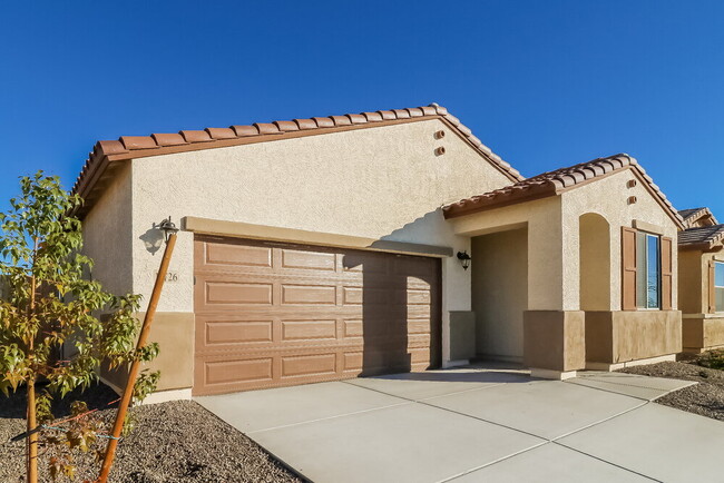 17726 W Cashman Dr in Surprise, AZ - Foto de edificio - Building Photo