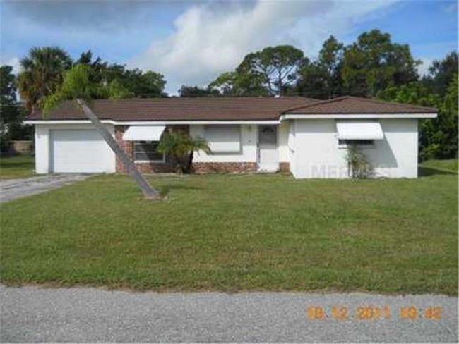 518 Spruce St NW in Port Charlotte, FL - Building Photo - Building Photo