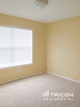 4845 Leaf Hollow Dr in Fort Worth, TX - Building Photo - Building Photo