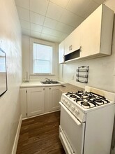301 E Burlington Ave, Unit 4 in Fairfield, IA - Building Photo - Building Photo
