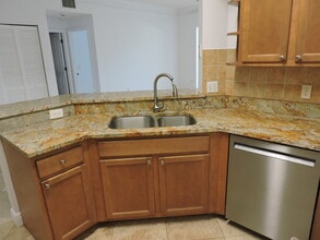 7305 Myrtlewood Cir W, Unit 7305 in Palm Beach Gardens, FL - Foto de edificio - Building Photo