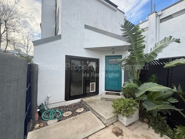 1231 Tivoli Ln in Simi Valley, CA - Building Photo - Building Photo