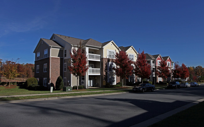 Rivermere Apartments in Charlotte, NC - Building Photo - Building Photo