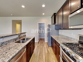 2689 Justice Pl in Enumclaw, WA - Building Photo - Building Photo