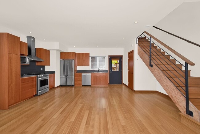 3657 Whitman Ave N in Seattle, WA - Building Photo - Building Photo