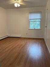 1824 Pershing Pl, Unit Rear in South Plainfield, NJ - Building Photo - Building Photo