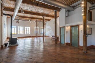 161 Mangum St SW in Atlanta, GA - Foto de edificio - Building Photo