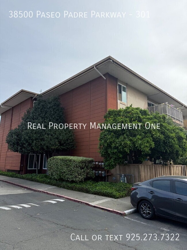 38500 Paseo Padre Pkwy in Fremont, CA - Building Photo - Building Photo