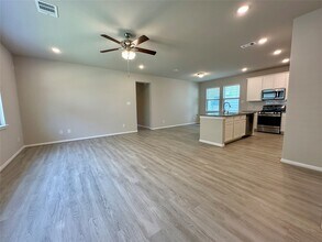10419 Astor Pt Trl in Tomball, TX - Building Photo - Building Photo