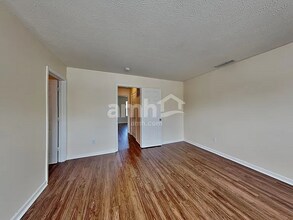 1236 Saticoy Ct in Franklin, IN - Building Photo - Building Photo
