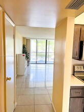 20400 W Country Club Dr in Aventura, FL - Building Photo - Building Photo