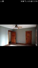 1202 W Park Ave in Champaign, IL - Foto de edificio - Building Photo