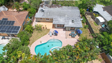 342 SW 14th St in Pompano Beach, FL - Building Photo - Building Photo