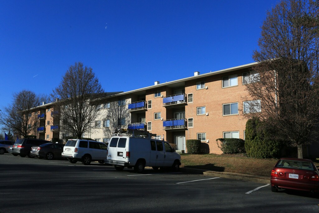 Margate Manor Fairfax, VA Apartments
