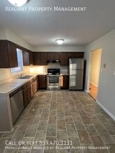 201 S Glencove Ave in Nicholasville, KY - Building Photo - Building Photo