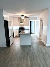 4429 N Sayre Ave in Harwood Heights, IL - Building Photo - Building Photo