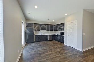 204 White Oak Cir in Lincoln, AL - Building Photo - Building Photo