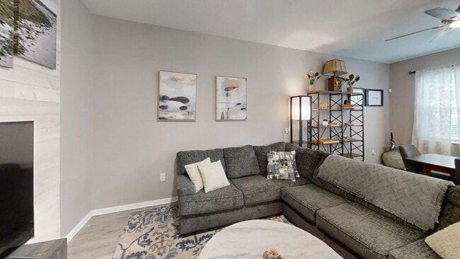 8511 Golf Wy in Four Corners, FL - Building Photo - Building Photo