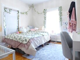 1576 Tremont St in Boston, MA - Building Photo