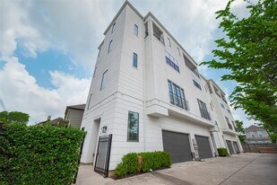 4318 Center St in Houston, TX - Building Photo