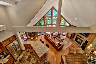 1007 Apollo Way in Incline Village, NV - Building Photo - Building Photo