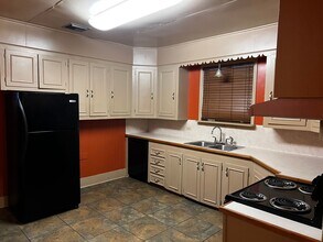 202 St Michael St in Lafayette, LA - Building Photo - Building Photo