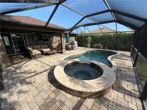3005 SW 8th Pl in Cape Coral, FL - Foto de edificio - Building Photo