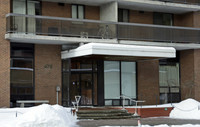 475 Laurier Ave W in Ottawa, ON - Building Photo - Building Photo