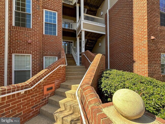 4210 Mozart Brigade Ln in Fairfax, VA - Building Photo - Building Photo