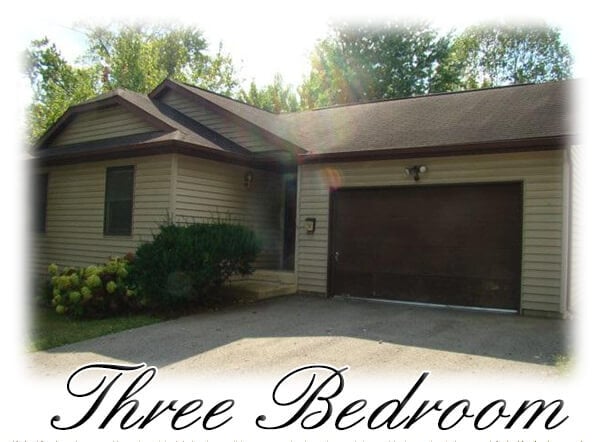 property at 1422 S Palmer Ave