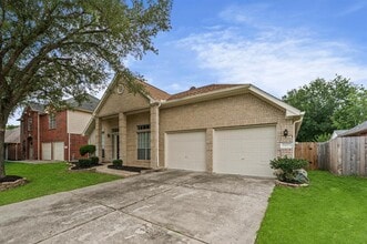 5422 Melody Park in Houston, TX - Building Photo - Building Photo