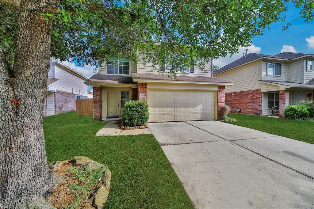 7214 Cool Spring Ct in Magnolia, TX - Building Photo