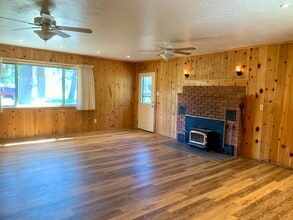 463-335 Twin Pine Dr in Westwood, CA - Building Photo - Building Photo