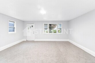 2631 Northwestern Pkwy in Louisville, KY - Building Photo - Building Photo