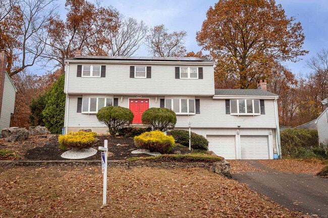 288 Candlewyck Dr in Newington, CT - Building Photo - Building Photo