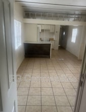 23 Country Village Dr in Candler, NC - Building Photo - Building Photo