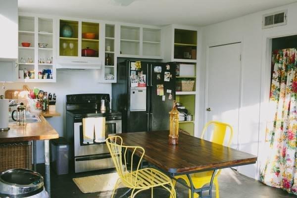 6900 Manor Rd in Austin, TX - Building Photo - Building Photo