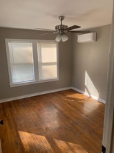 1814 W Summit Ave. in San Antonio, TX - Building Photo - Building Photo