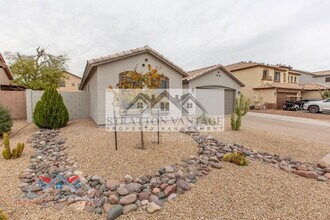 10234 E Carol Ave in Mesa, AZ - Building Photo - Building Photo