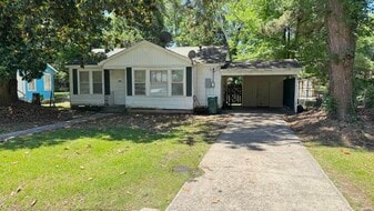 1608 S 4th St in Monroe, LA - Building Photo